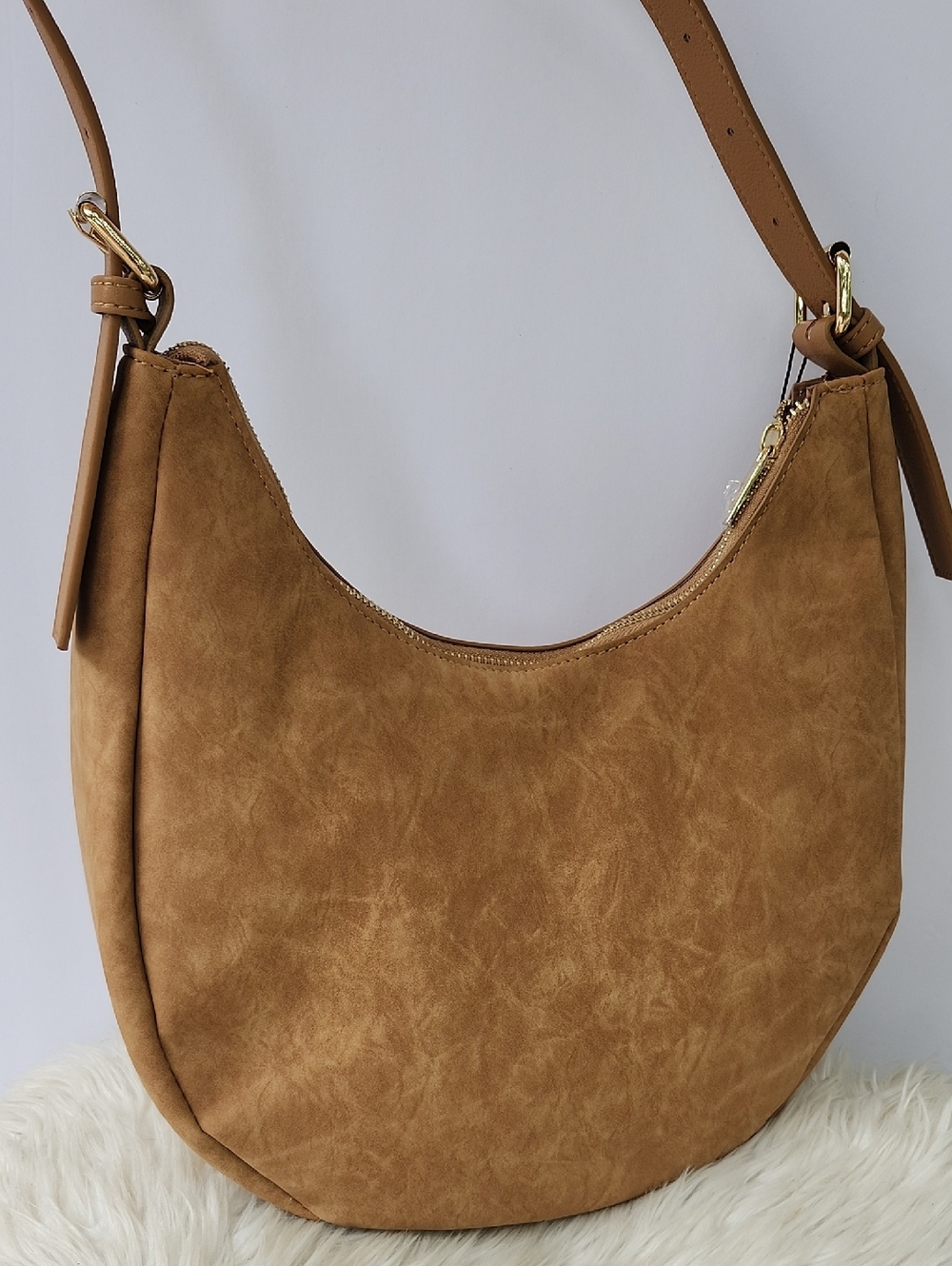 NWT 4TH + RECKLESS ANTHROPOLOGIE UNA FAUX SUEDE CRESCENT SHOULDER BAG - Picture 4 of 12